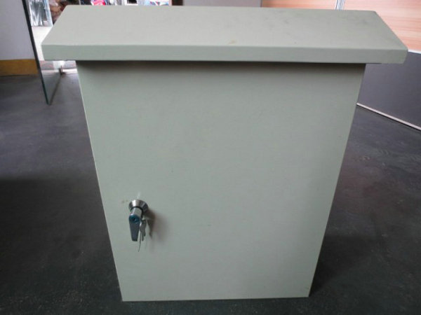 供應(yīng)各種室外成套配電箱柜